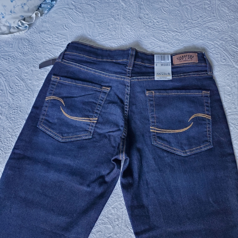 Signature by Levi Strauss Modern Slim Cuff Jeans Dark Wash - Sz 8 - Picture 3 of 12